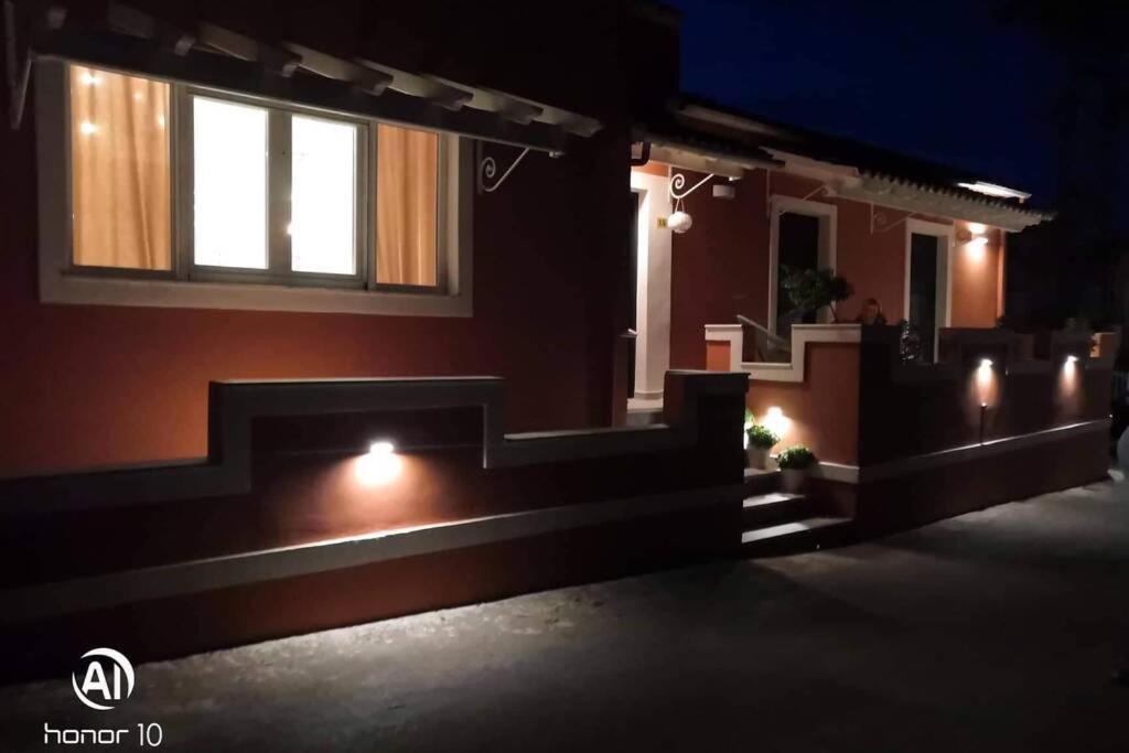 Vila Lefko'S House- Contemporary, Fully Renovated House Kassiopi Exteriér fotografie