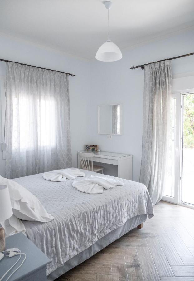 Vila Lefko'S House- Contemporary, Fully Renovated House Kassiopi Exteriér fotografie